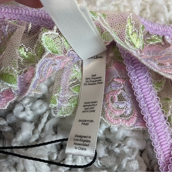 For Love and Lemons Lavender/Pink Floral Garter medium - Picture 6 of 12